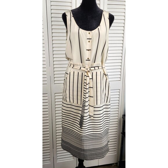 Broadway & Broome Ivory 100 % Silk Striped Dress Size 4 - Chic 2025 Trend - Picture 11 of 13